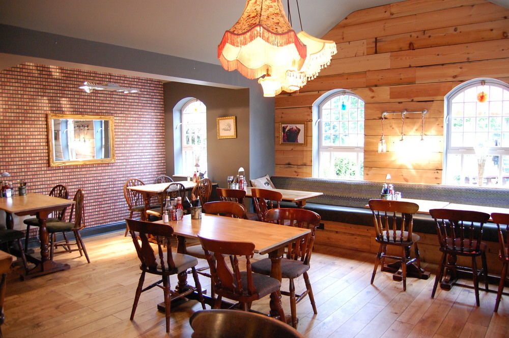 The Pug & Greyhound Hotel Great Glen Ngoại thất bức ảnh